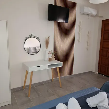 아파트 Almirikirooms Néa Meságkala