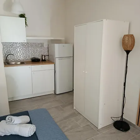 Almirikirooms * Néa Meságkala